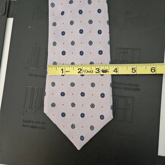 Ermenegildo Zegna Purple Lilac Floral Motif Silk Tie - Picture 5 of 9